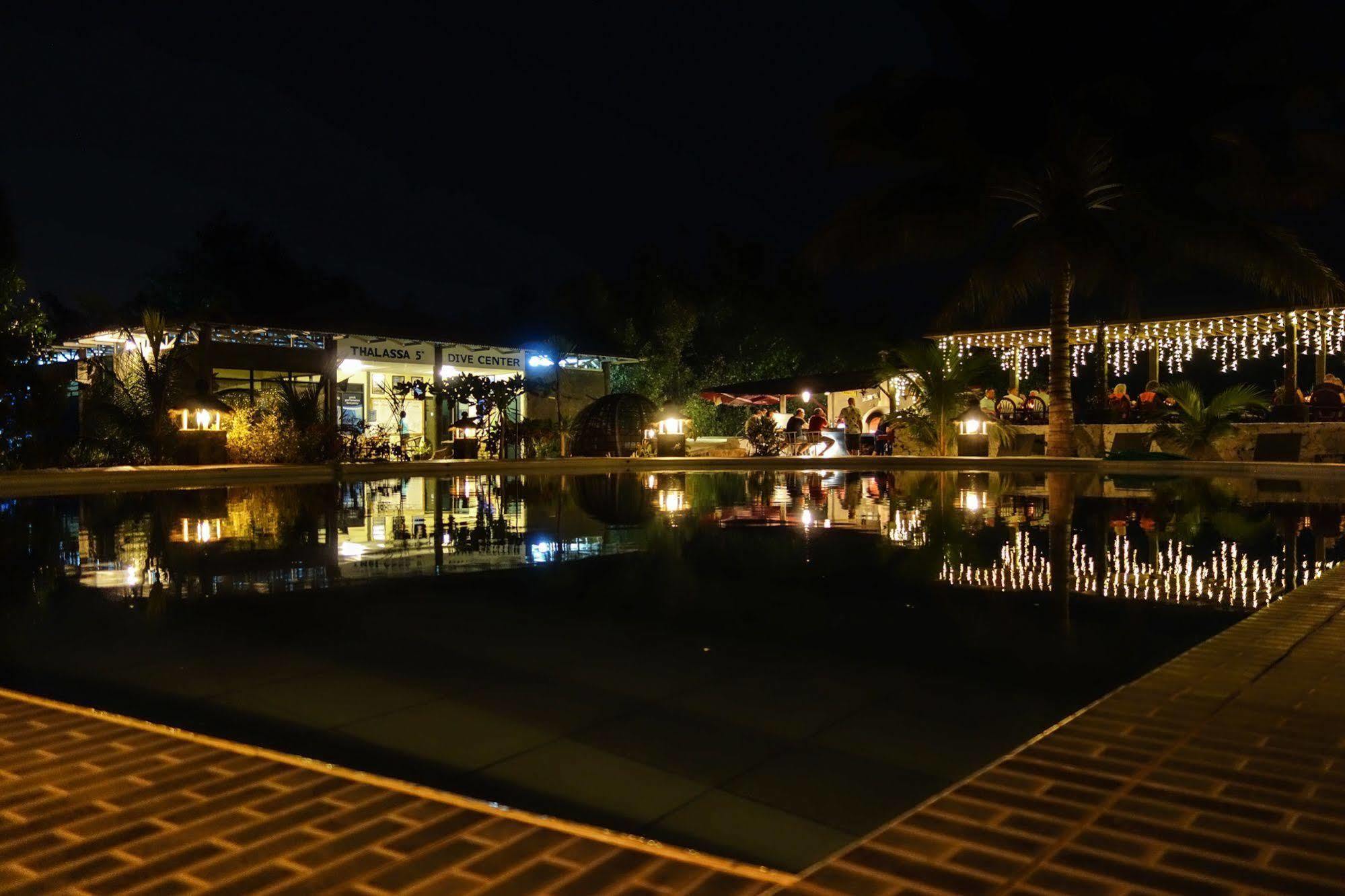 Thalassa Dive & Wellbeing Resort Manado Eksteriør billede