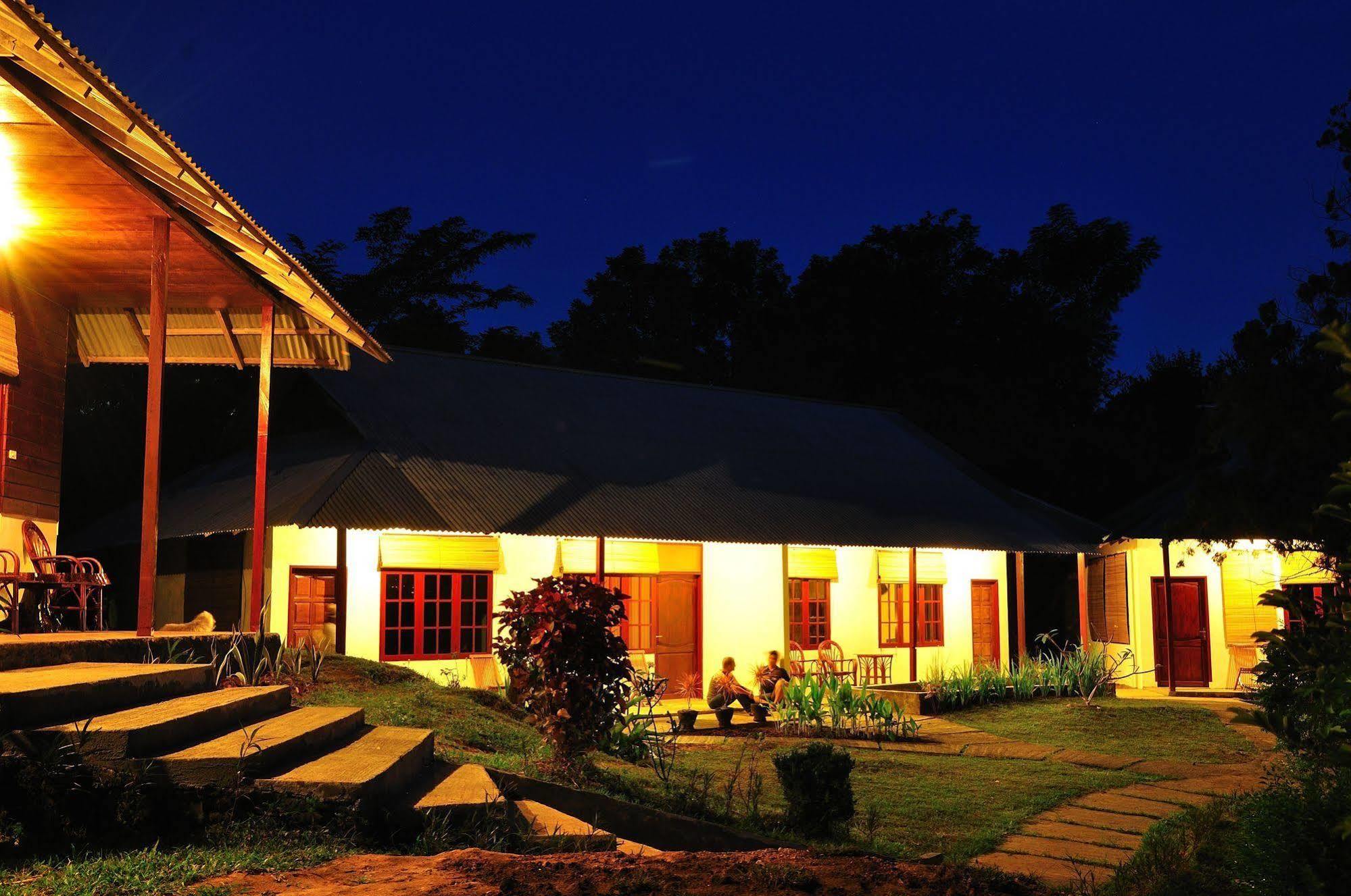 Thalassa Dive & Wellbeing Resort Manado Eksteriør billede